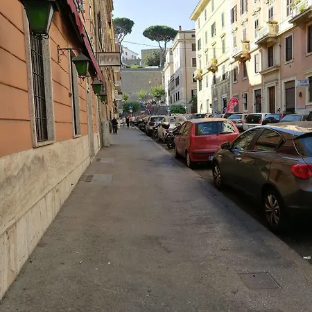 Vaticana Residenza Ottaviani Affittacamere 4*