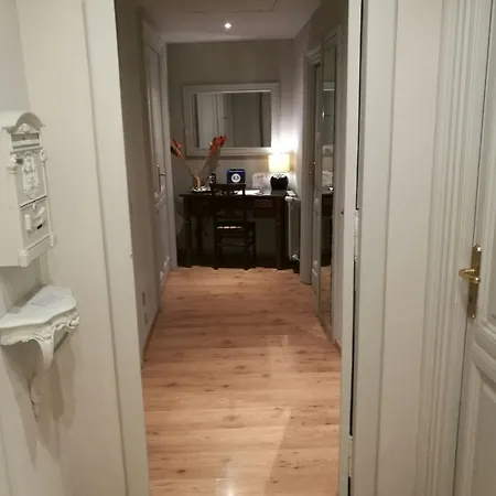 بيت ضيافة Residenza Ottaviani روما